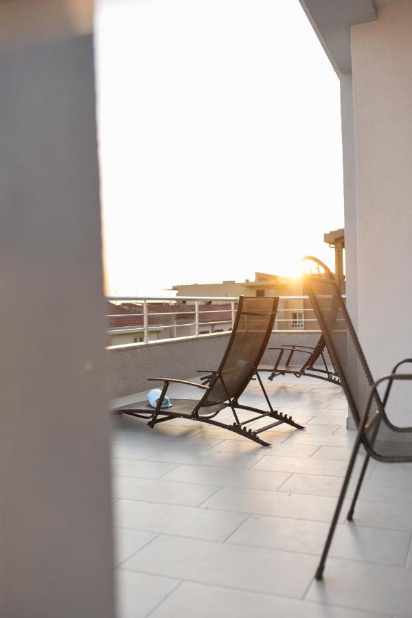 Sea View, Peaceful. Apartment Makarska Bagian luar foto
