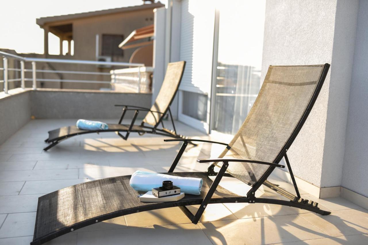 Sea View, Peaceful. Apartment Makarska Bagian luar foto